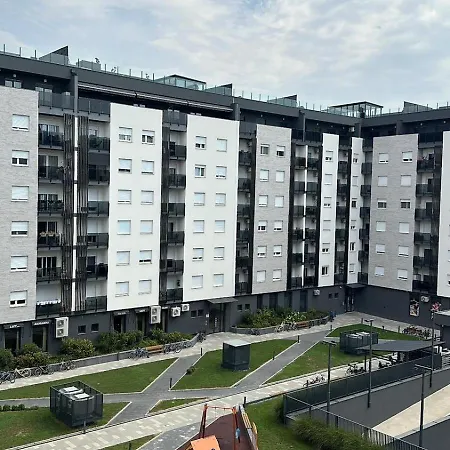 Lux Park Novi * Νόβι Σαντ