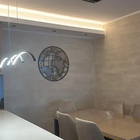 Apartment Lux Park Novi