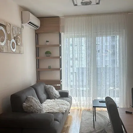 Lux Park Novi Apartment *